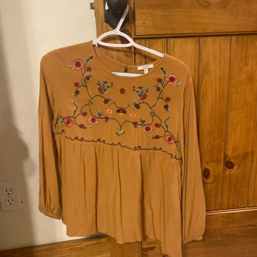 Böhme orange and floral top